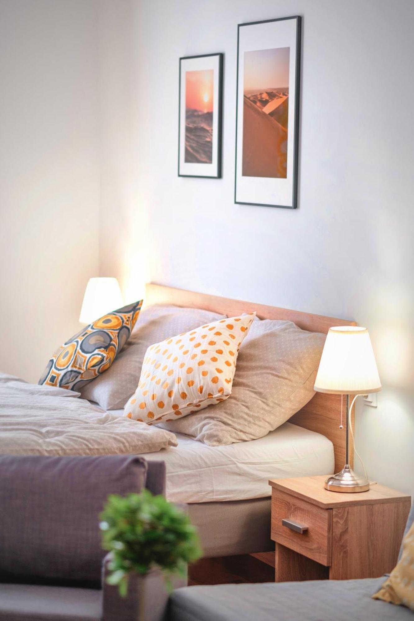 Апартаменти Jozsef Krt 3 Apartment - Near Corvin